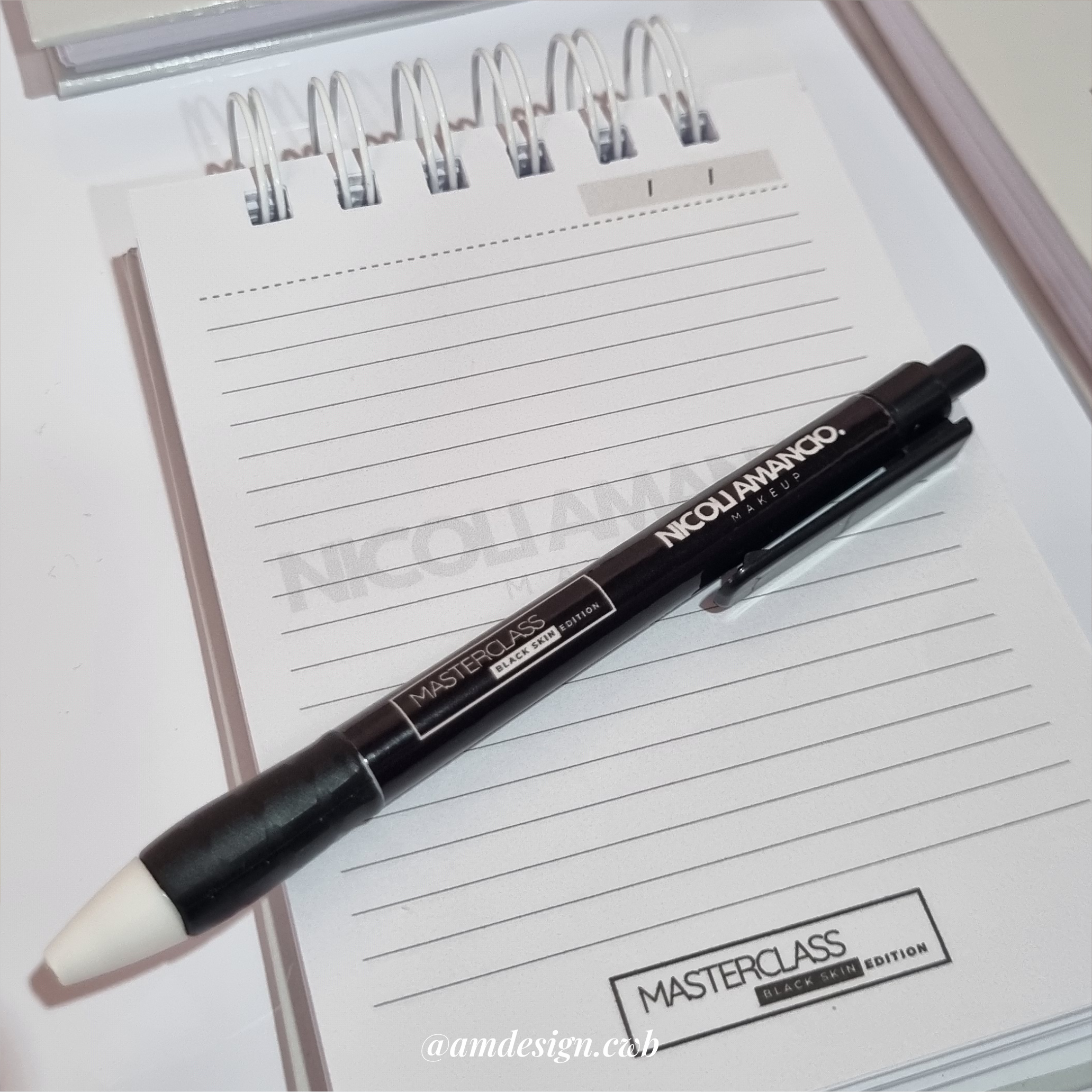 Caneta personalizada